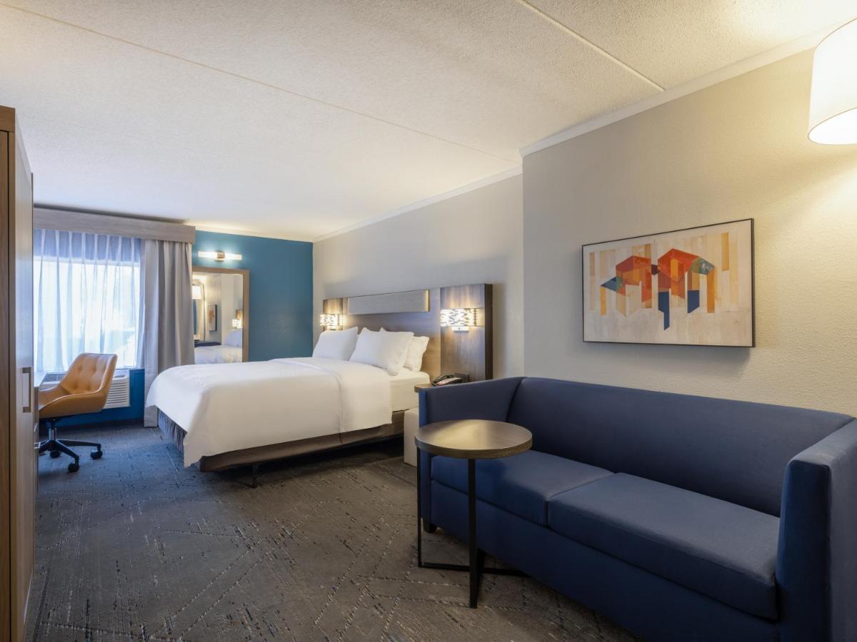 Holiday Inn Express & Suites Greensboro - I-40 Atwendover By Ihg Eksteriør billede
