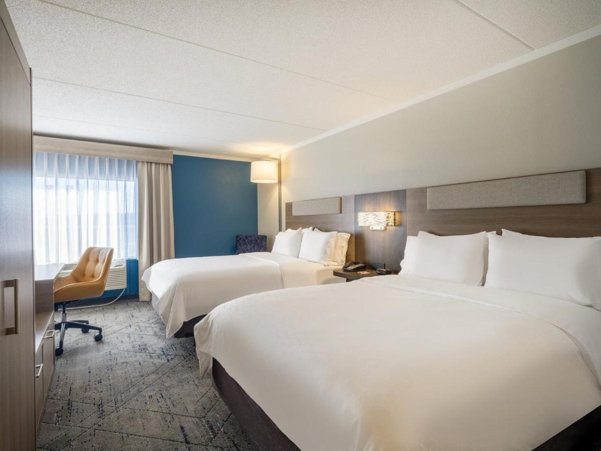 Holiday Inn Express & Suites Greensboro - I-40 Atwendover By Ihg Eksteriør billede