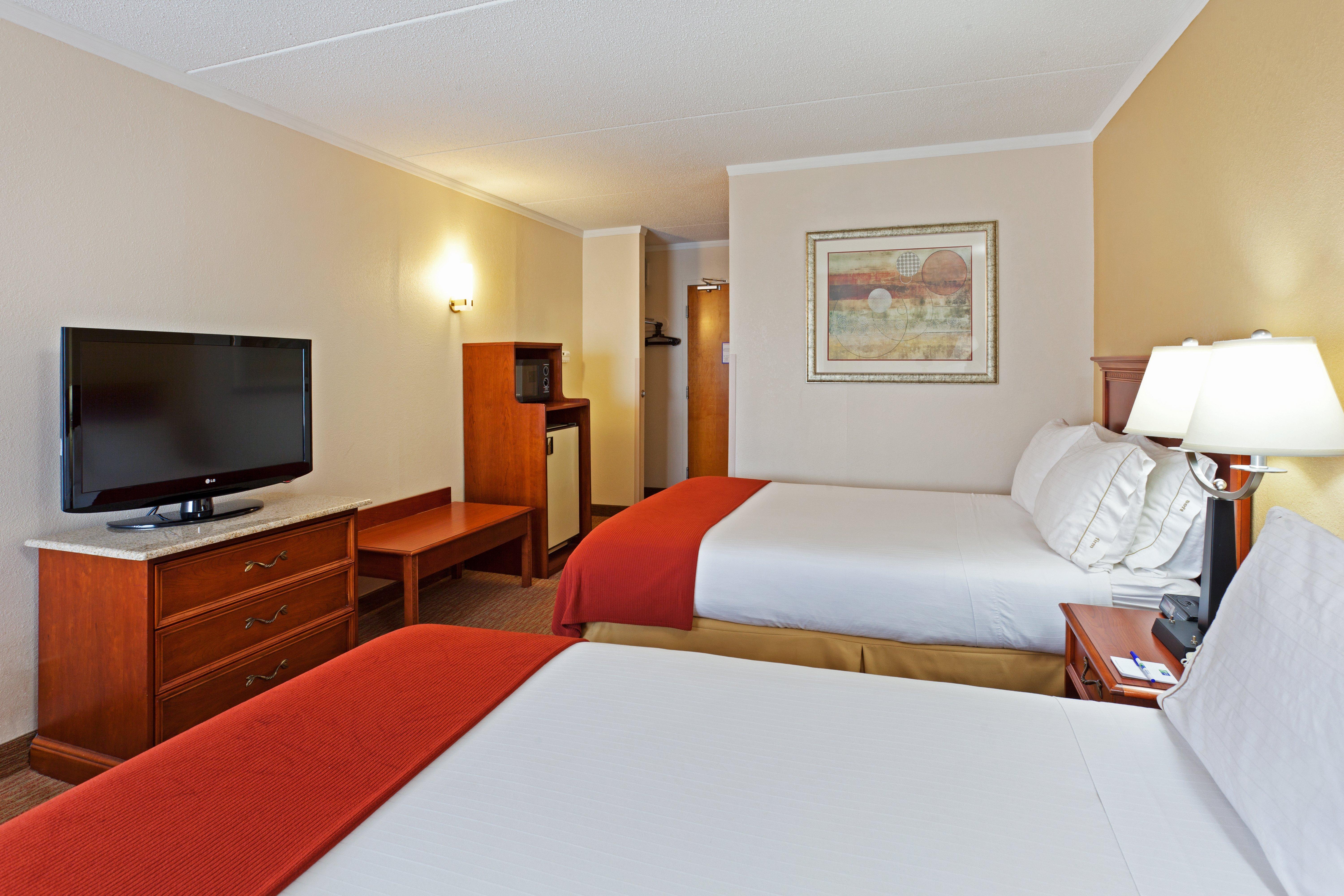 Holiday Inn Express & Suites Greensboro - I-40 Atwendover By Ihg Eksteriør billede