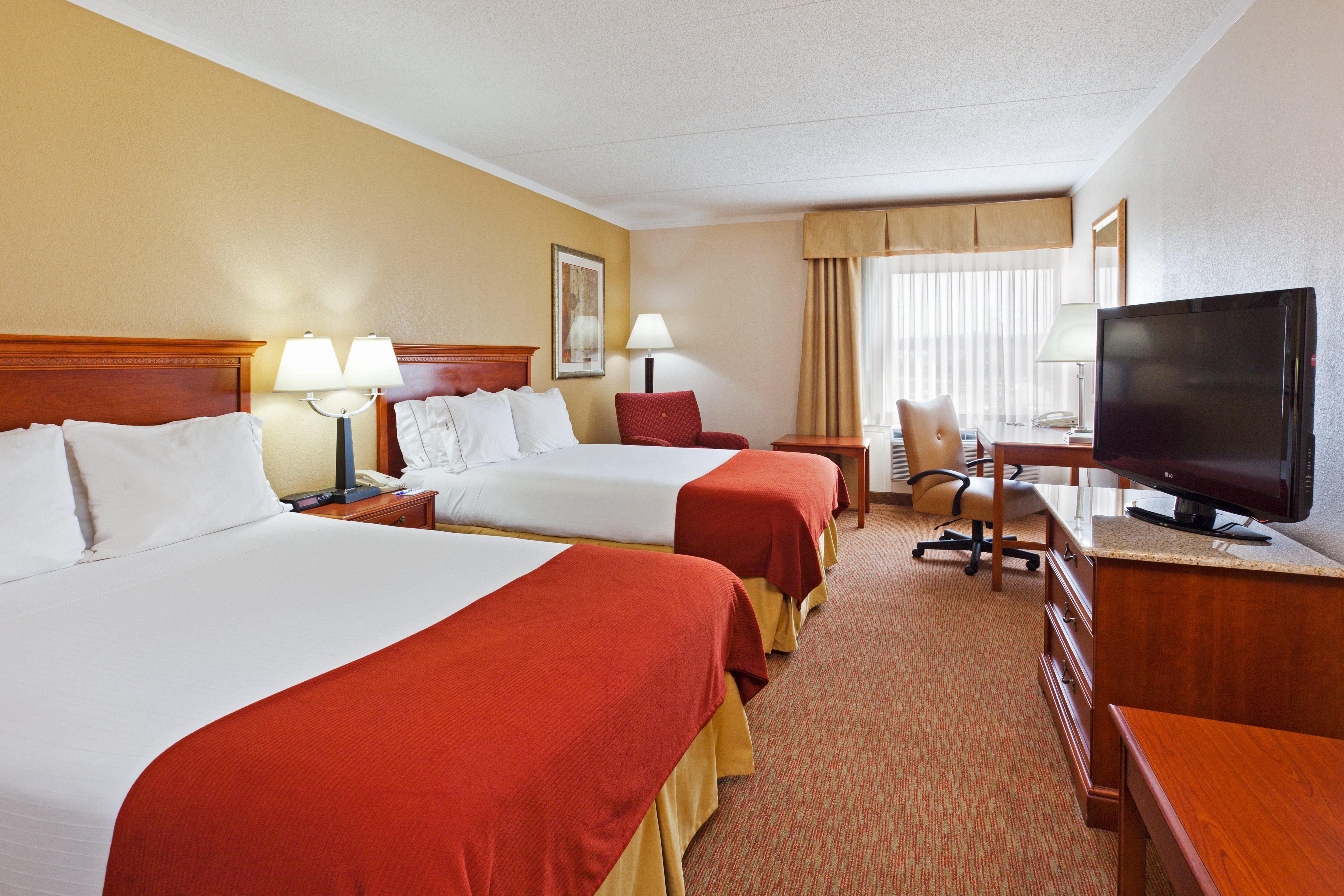 Holiday Inn Express & Suites Greensboro - I-40 Atwendover By Ihg Eksteriør billede